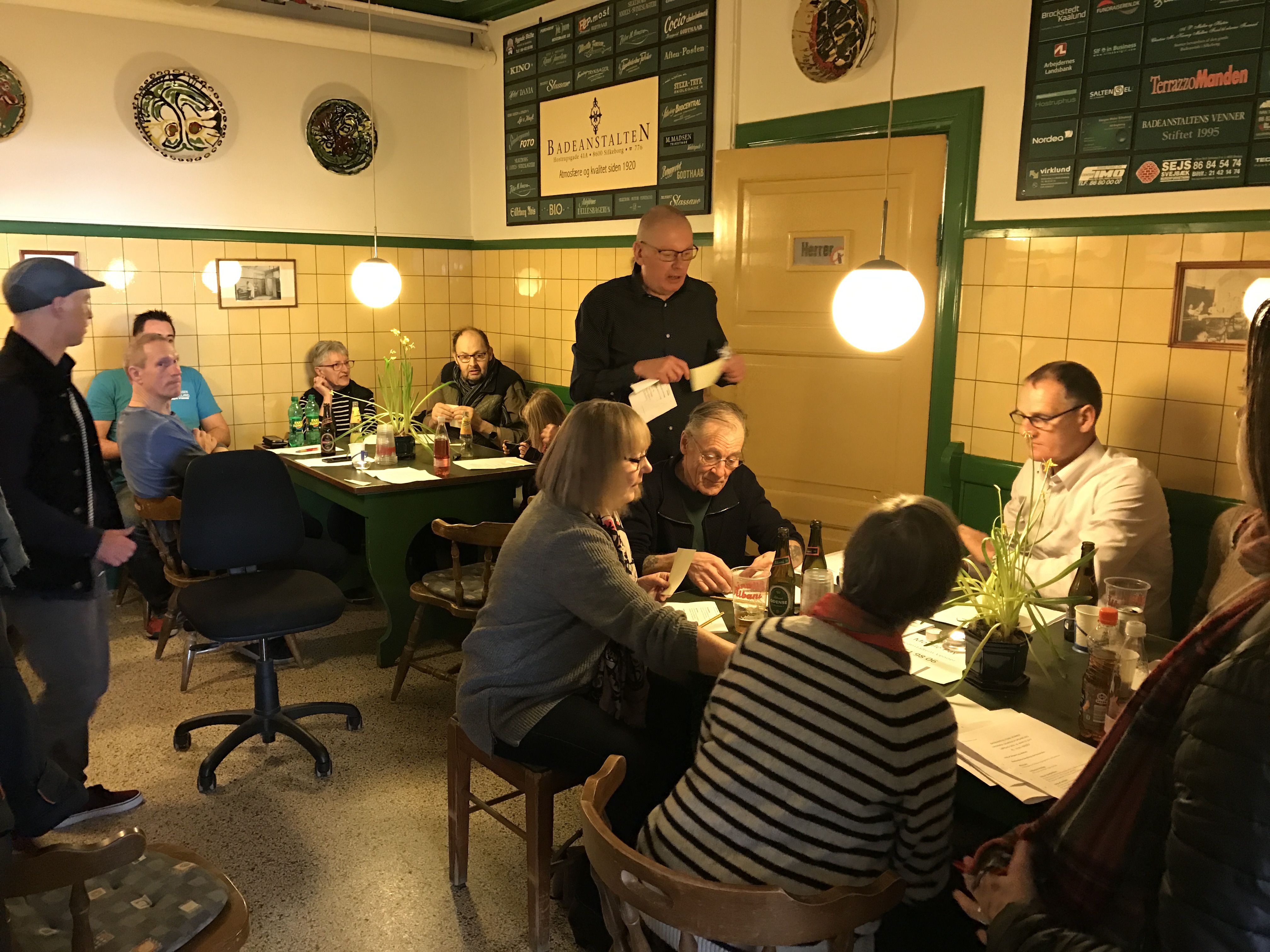 17 0317 Iph7 Dampens Venner GF 180317