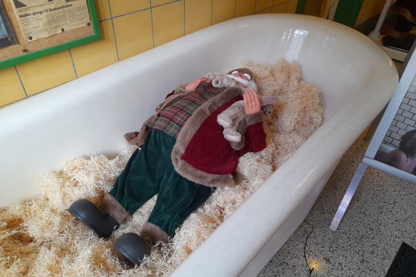 22 4692 A12 Dampen Julebad 20221126 1308