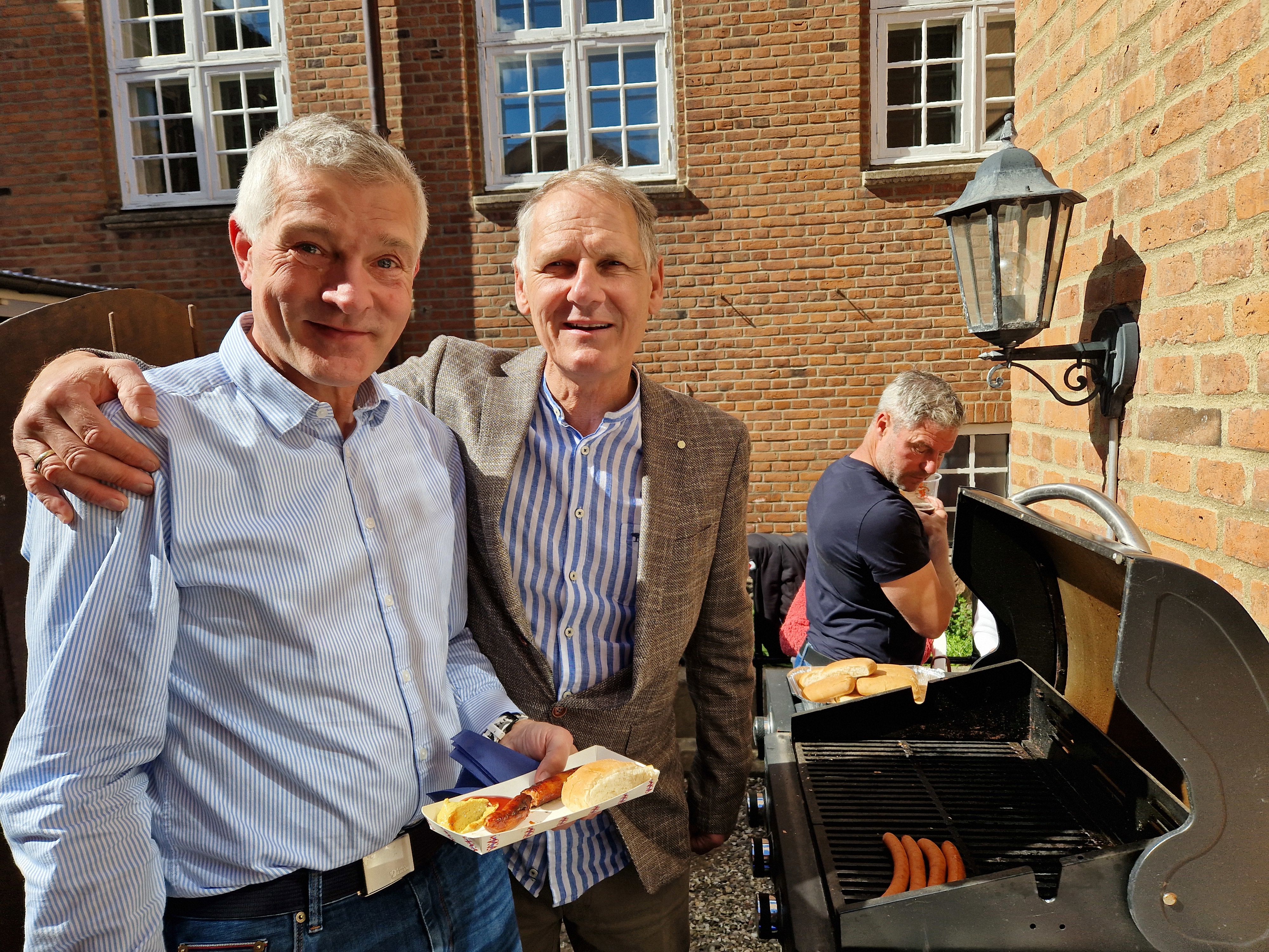 25 0869 S22 Dampen GF 20250426 1132