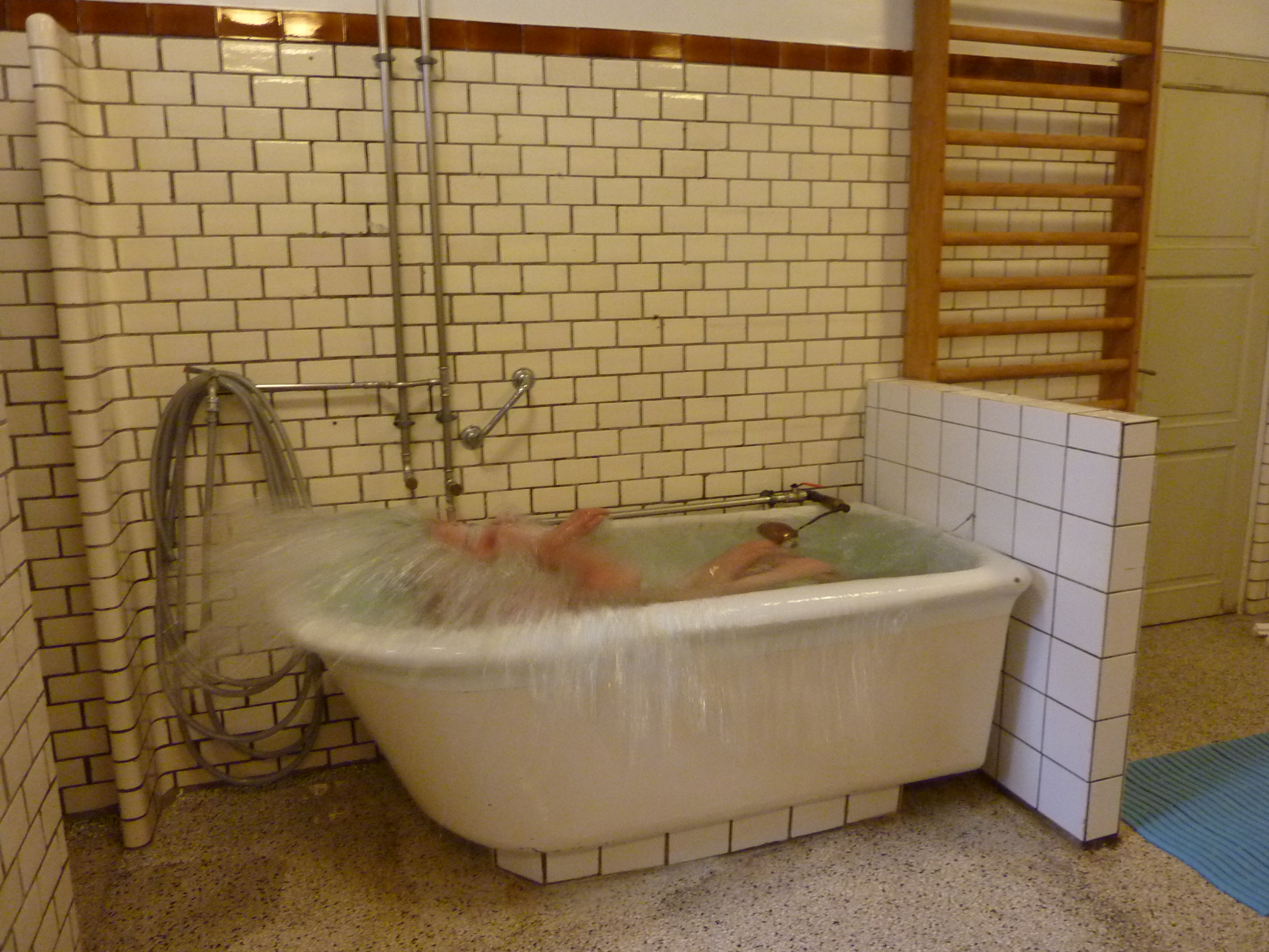 15 1570 Lumix Dampen Badekarret 130615