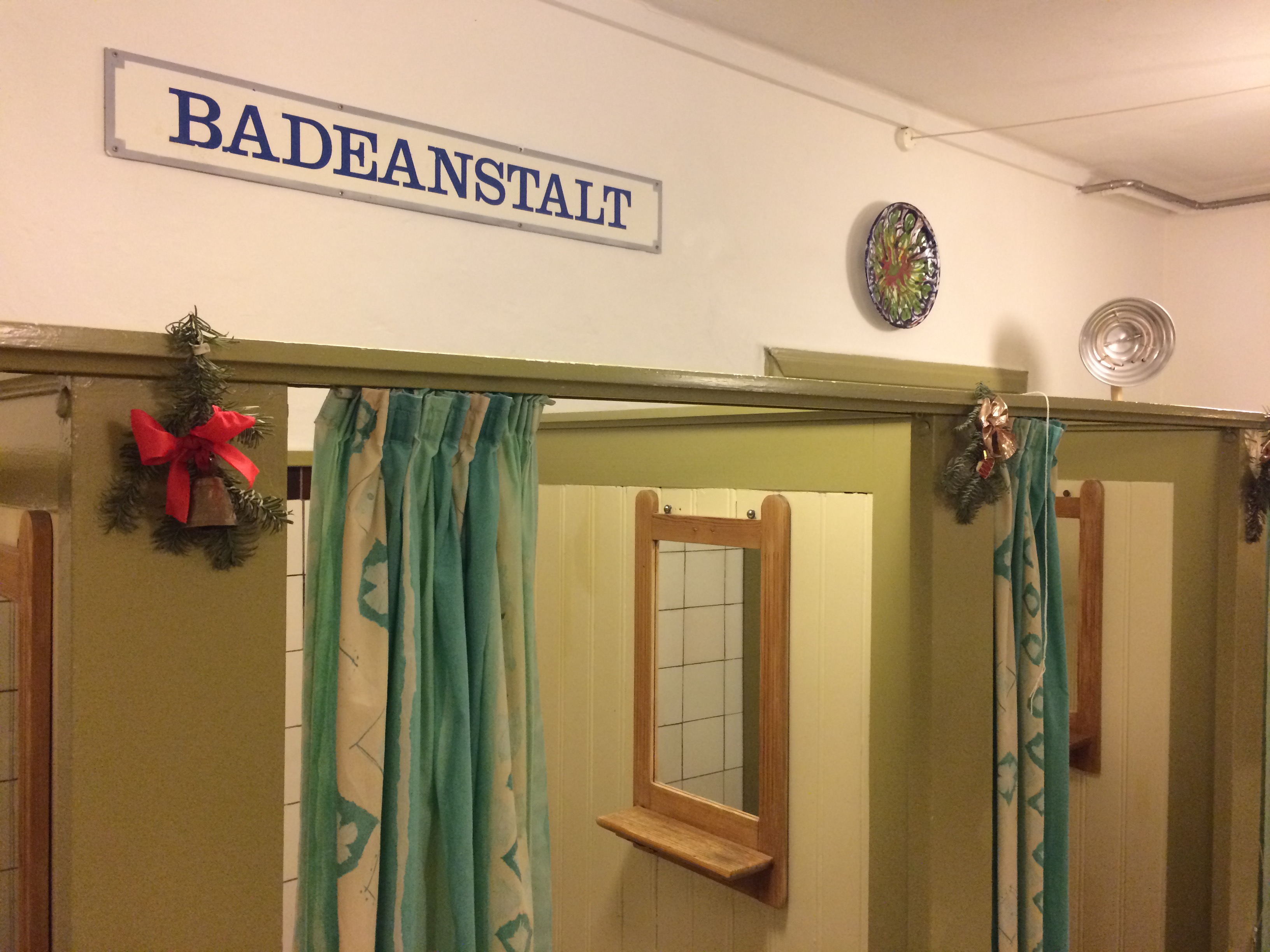 16 3977 Ipho Dampen 231216