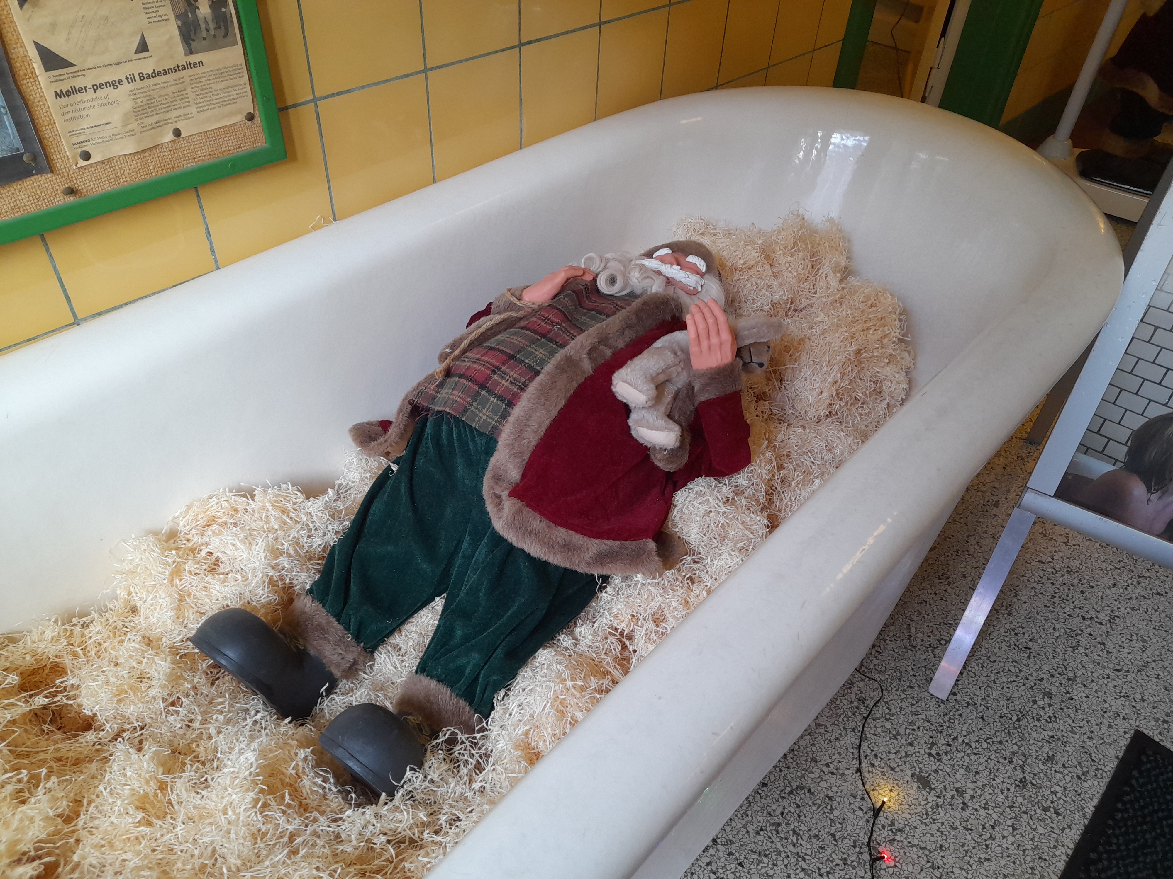 22 4692 A12 Dampen Julebad 20221126 1308